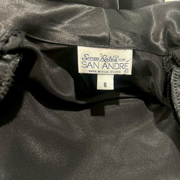 Stunning 80s vintage black satin and lace blouse - Picture 8 of 8